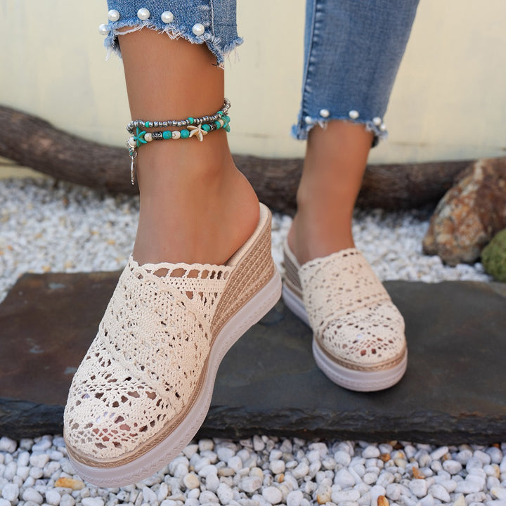 Women's crocheted plateau mules with jute-look wedge sole and breathable comfort lining Mune Fashion