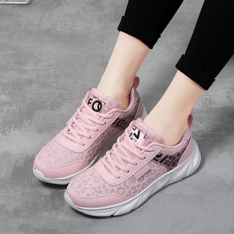 Women's fashionable city sneakers with breathable mesh upper, padded insole, and shaped lightweight sole Mune Fashion