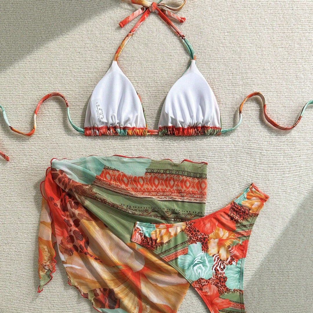 Women Floral Bikini Set with combination of top and wrap cloth Mune Fashion