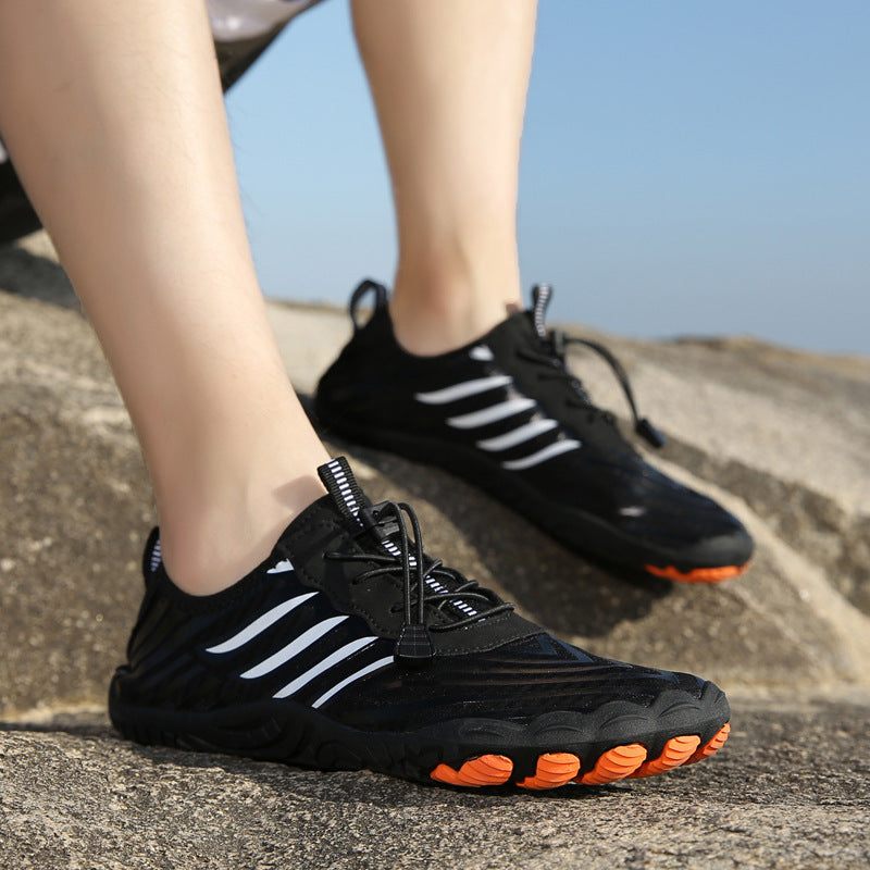 Women's multifunctional water shoe with flexible toe area and quick-release fastening Mune Fashion