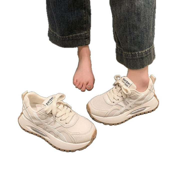 Women's sporty sneakers with modern design and comfortable cushioning Mune Fashion