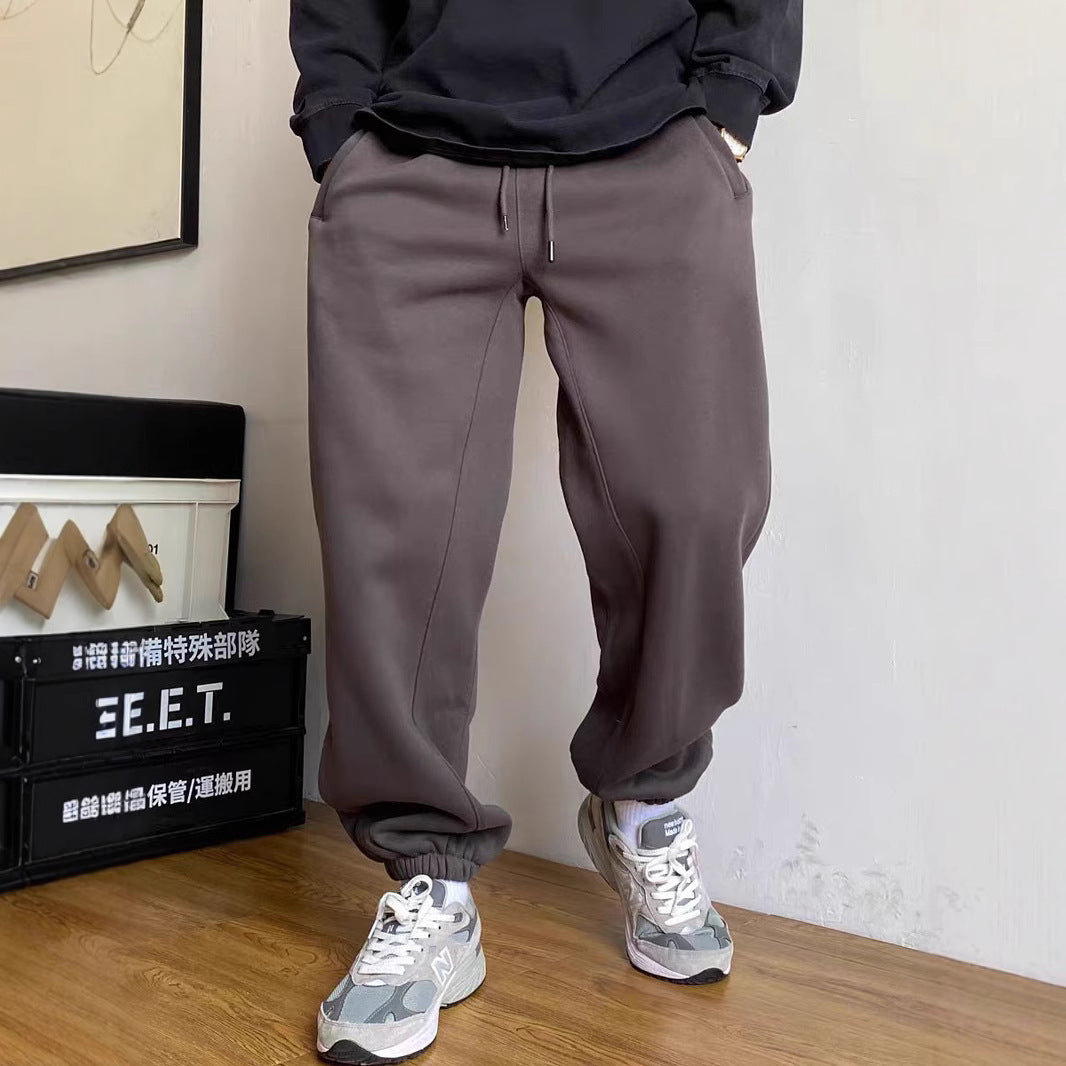 Men's nan tapered jogging pants with distinctive seam, drawstring, and elastic ankle cuffs Mune Fashion