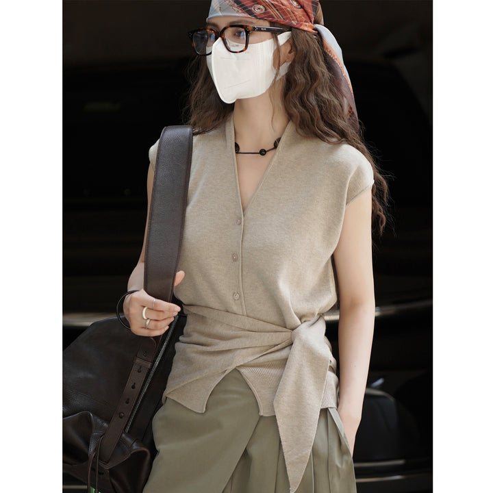 Women's Sleeveless Fine Knit Vest with V-Neck, Button Placket and Tie Waist Mune Fashion