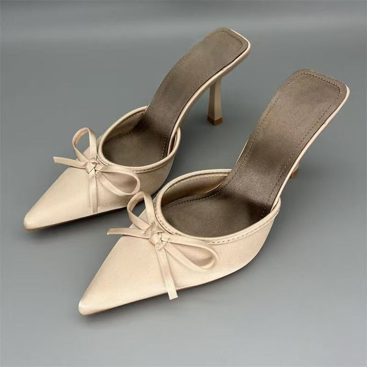 Women's pointed satin-like mule with delicate bow appliqué and slim stiletto heel Mune Fashion