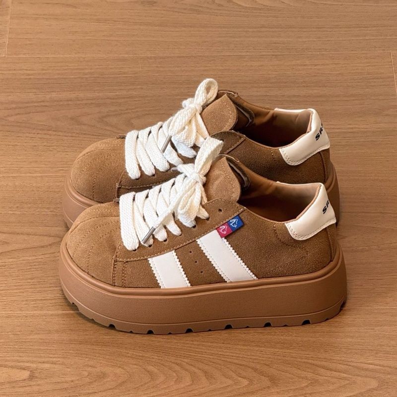 Women's Sporty Platform Sneakers with Durable Upper Material Mune Fashion
