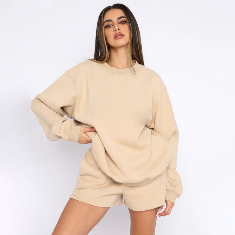 Women's oversized sweatshirt and shorts home set made of soft terry Mune Fashion