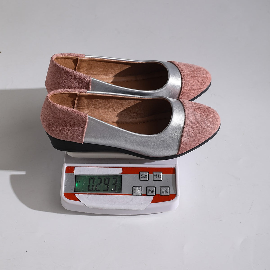 Ladies' comfort ballet flats with a lightweight wedge heel, material mix, and padded insole Mune Fashion
