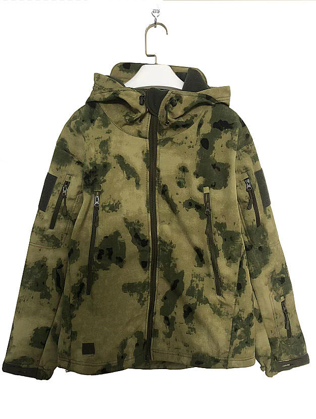 Men's tactical softshell jacket with hood, camouflage pattern and ergonomic stretch cut Mune Fashion