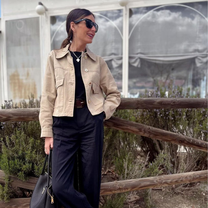 Women's short utility jacket with shirt collar and patch pockets Mune Fashion