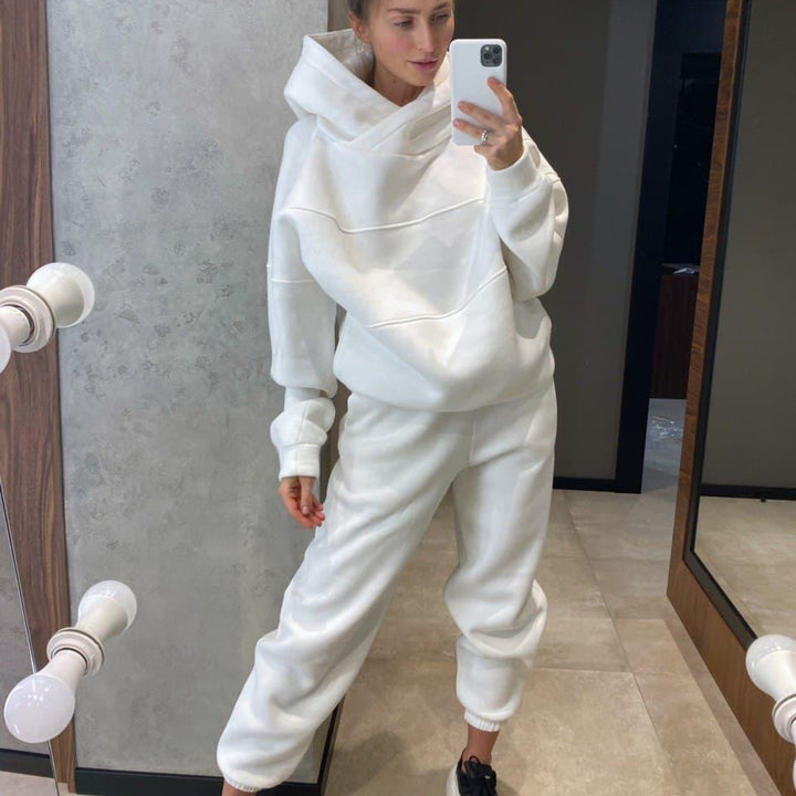 Women's Oversized Loungewear Set made of heavy French Terry with structured hood and Relax Joggers Mune Fashion