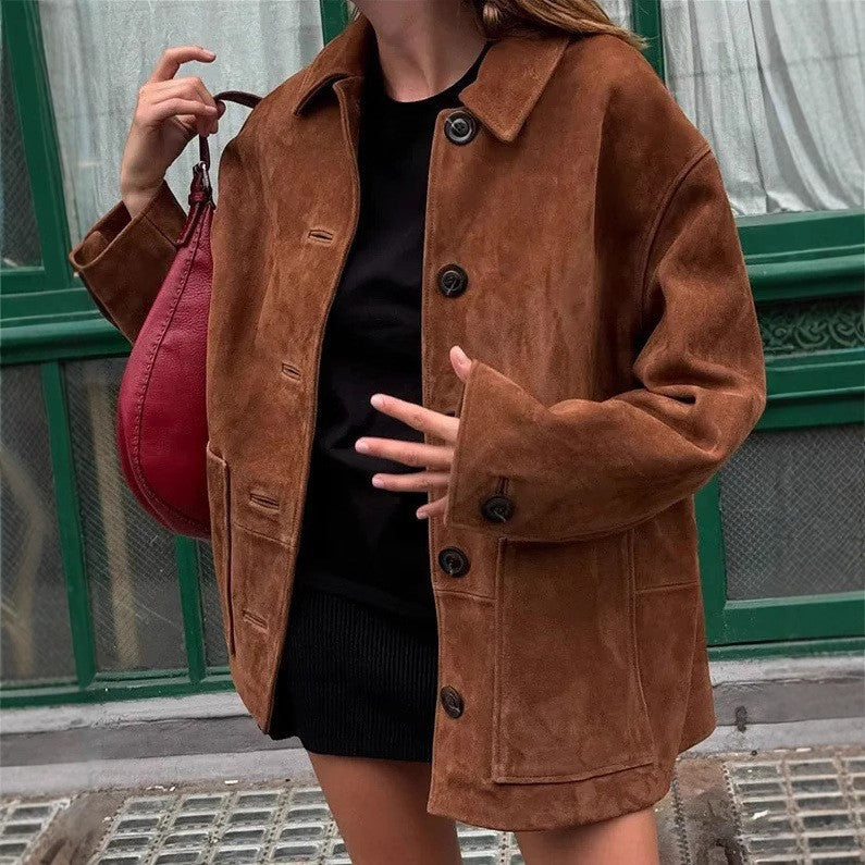 Women's suede leather jacket with wide cut, shirt collar and patch pockets Mune Fashion