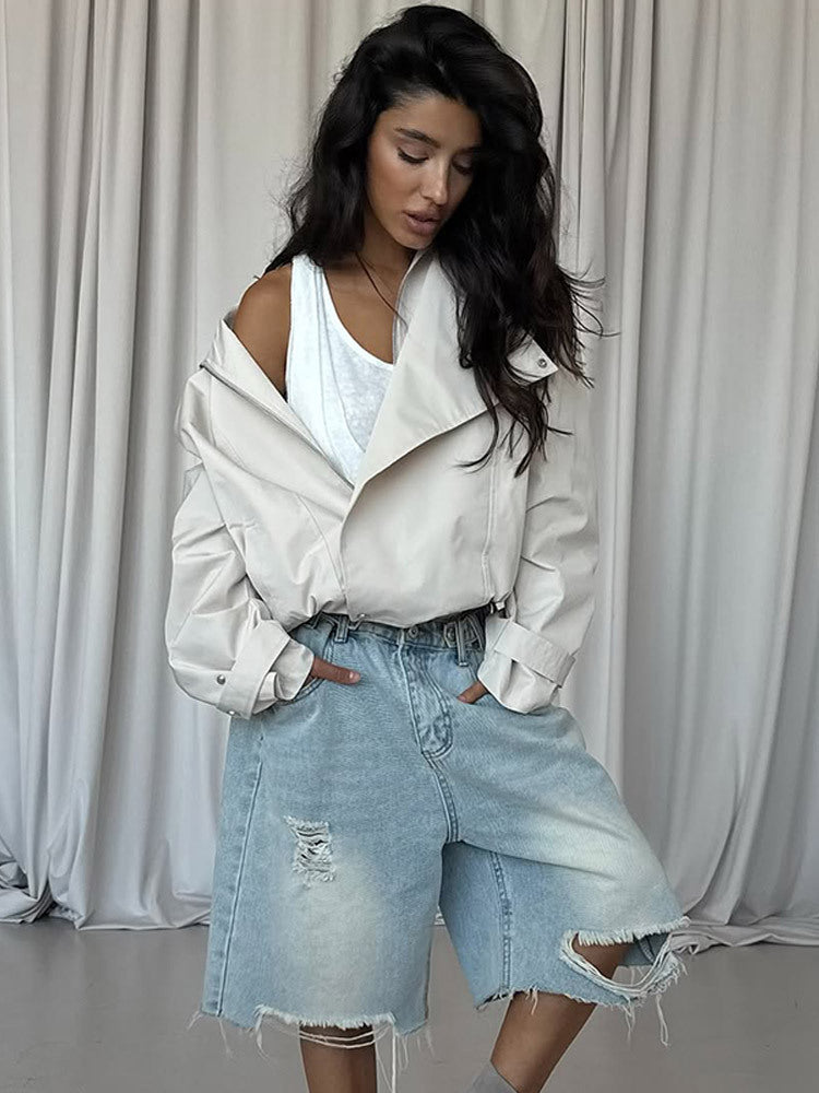 Women's short jacket in oversized look with wide lapels and drawstring waist Mune Fashion