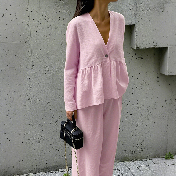 Ladies nan legeres linen mix two-piece with V-neck peplum blouse, single button placket and wide palazzo pants leg Mune Fashion