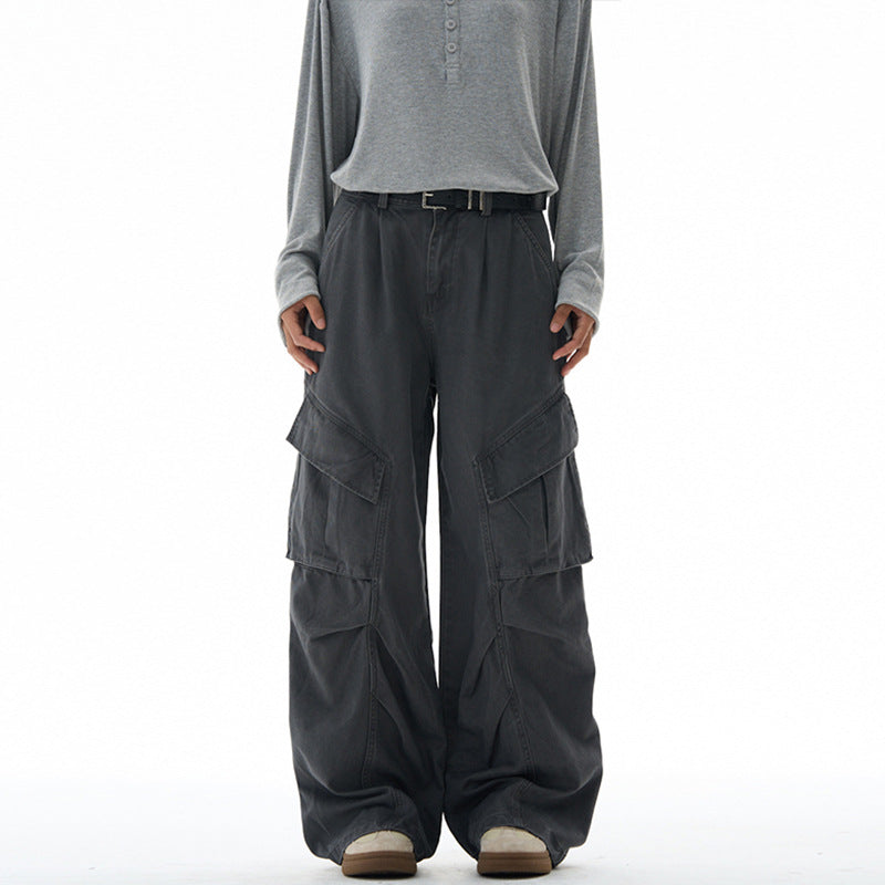 Women's wide cargo pants with a dropped crotch and patch pockets Mune Fashion
