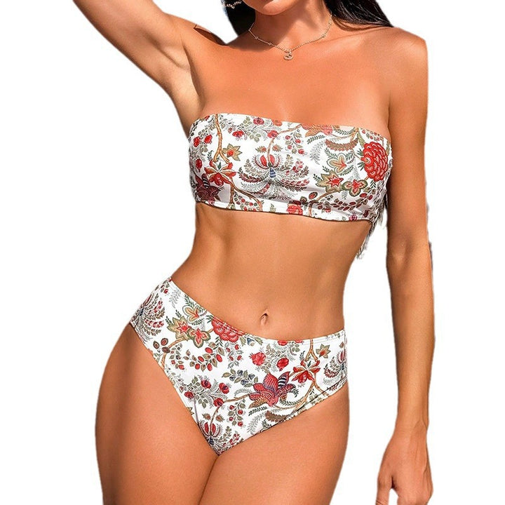 Women's bandeau bikini with floral design and high-cut bottoms Mune Fashion