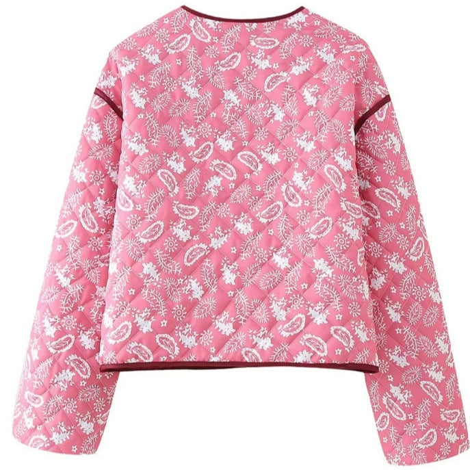 Women's quilted short jacket with V-neck, paisley pattern and contrasting piping Mune Fashion