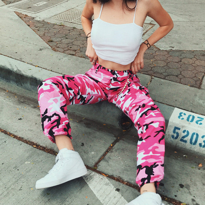 Women's cargo pants with camouflage print, elastic waistband and ankle cuffs Mune Fashion