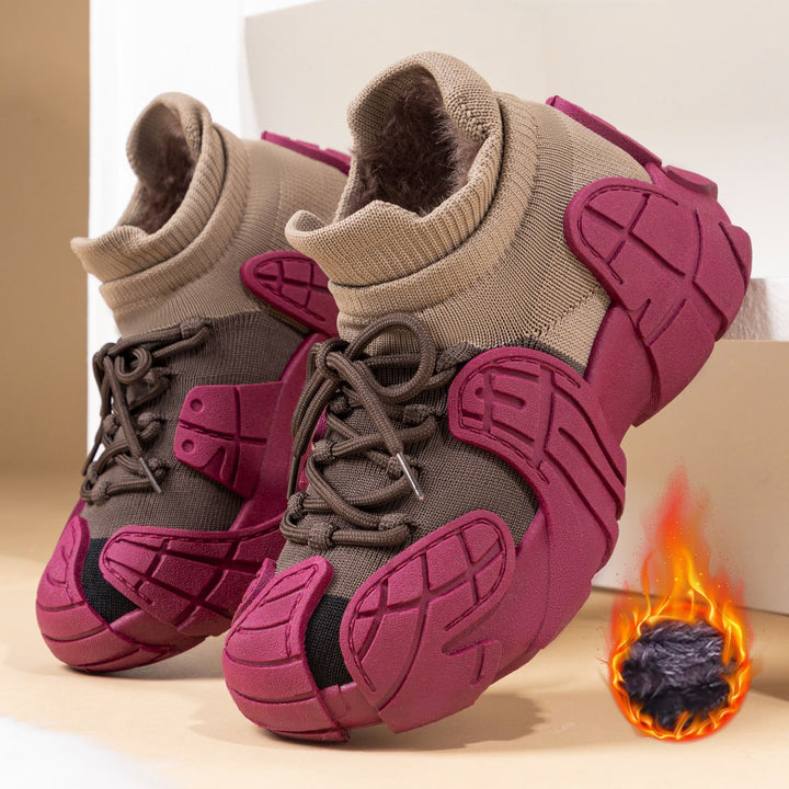 Women's knitted padded platform sneakers with sock-like shaft, sturdy rubber-like sole, and padded comfort insole Mune Fashion