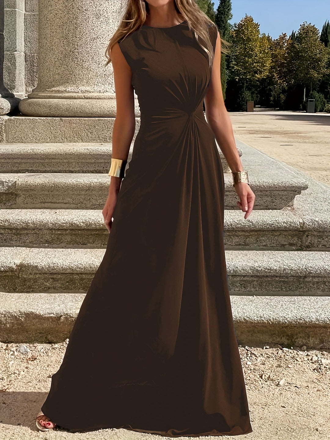 Women Elegant Maxi Dress with Gatherings and Round Neckline Mune Fashion