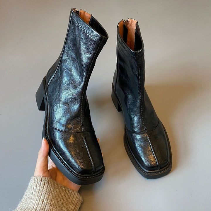 Women's ankle-high leather ankle boots with square toe and back zipper Mune Fashion