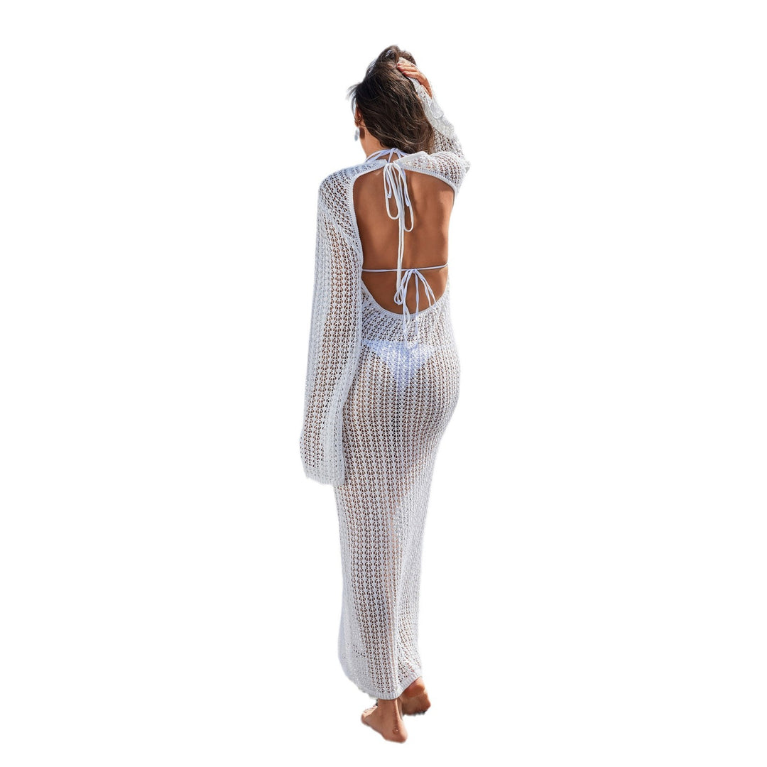Ladies crocheted beach cover-up with front cut-out Mune Fashion