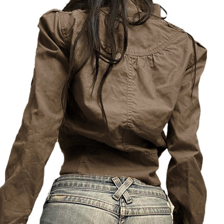 Women's tailored short jacket with stand-up collar, continuous zip and elastic waistband Mune Fashion