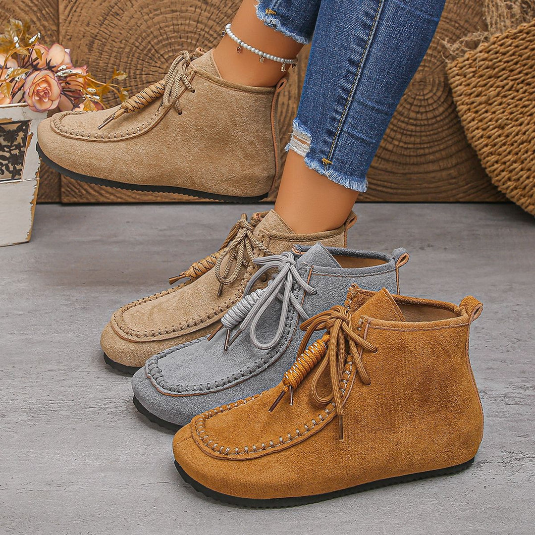 Women nan moccasin ankle boots with hand stitching, soft lining and profiled lightweight sole Mune Fashion