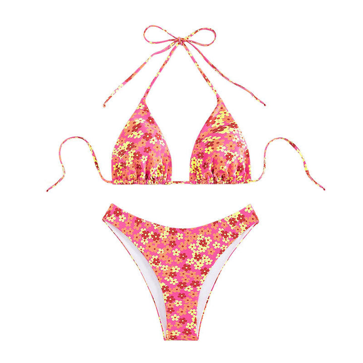 Women Triangle Bikini with Sophisticated Floral Pattern Mune Fashion