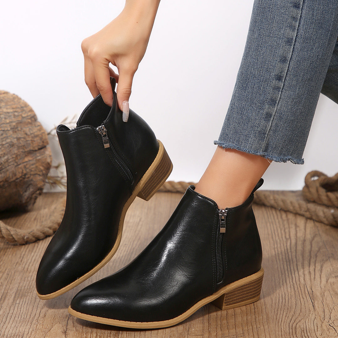 Women's narrow ankle boots with side zipper, narrow pointed shape and comfortable block heel Mune Fashion