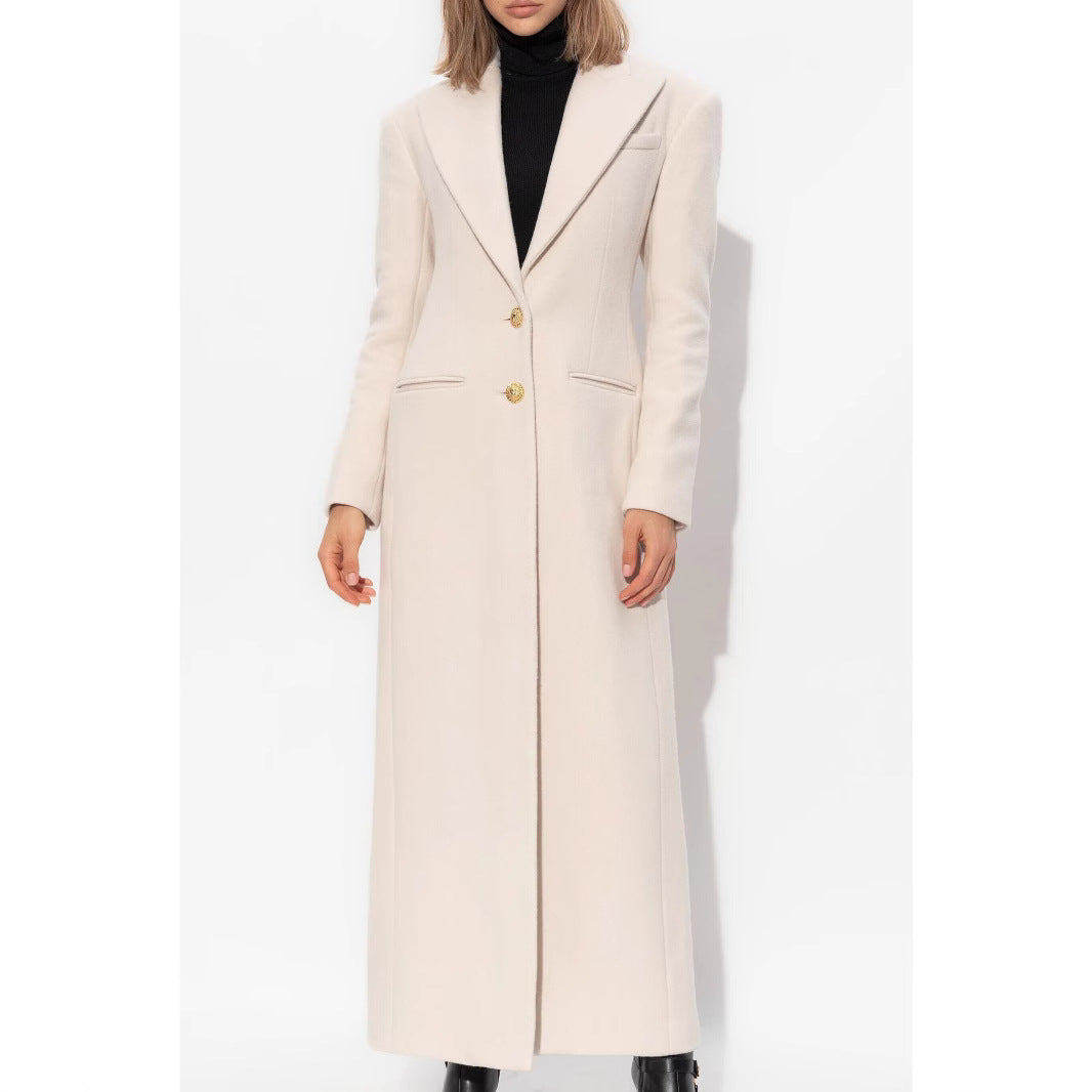 Women’s long-cut wool coat with tailored fit and golden buttons Mune Fashion