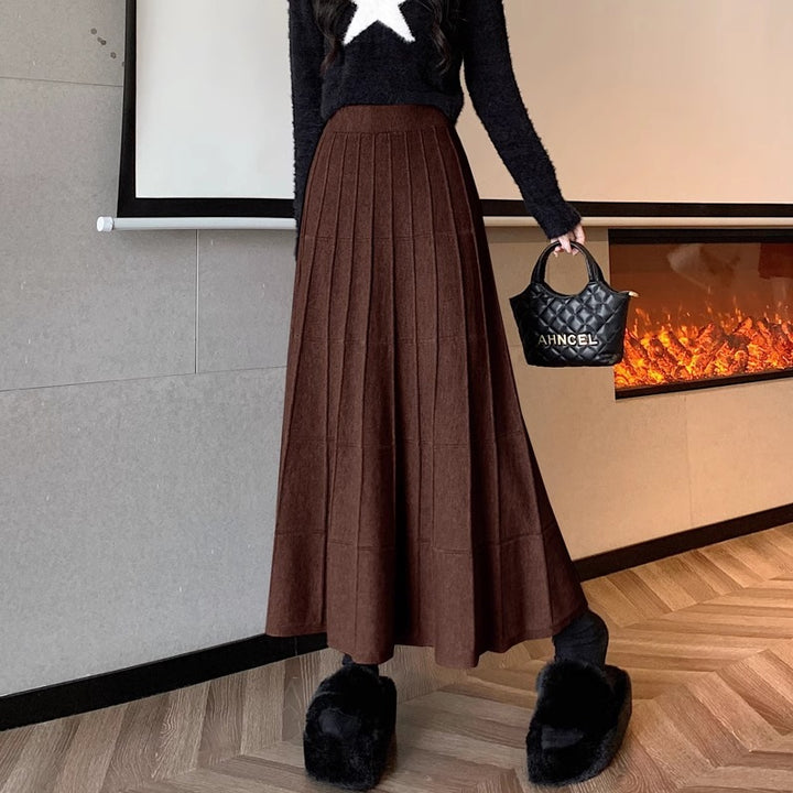 Women's Elegant, Pleated Maxi Skirt with Fine Ribbed Texture Mune Fashion