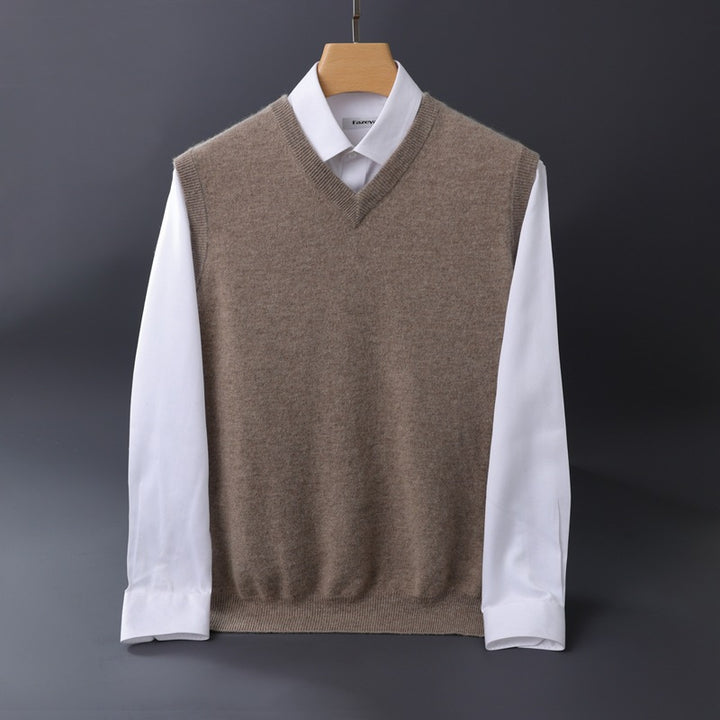 Men's Fine V-Neck Knit Vest Made of Merino Blend with Ribbed Hem Mune Fashion