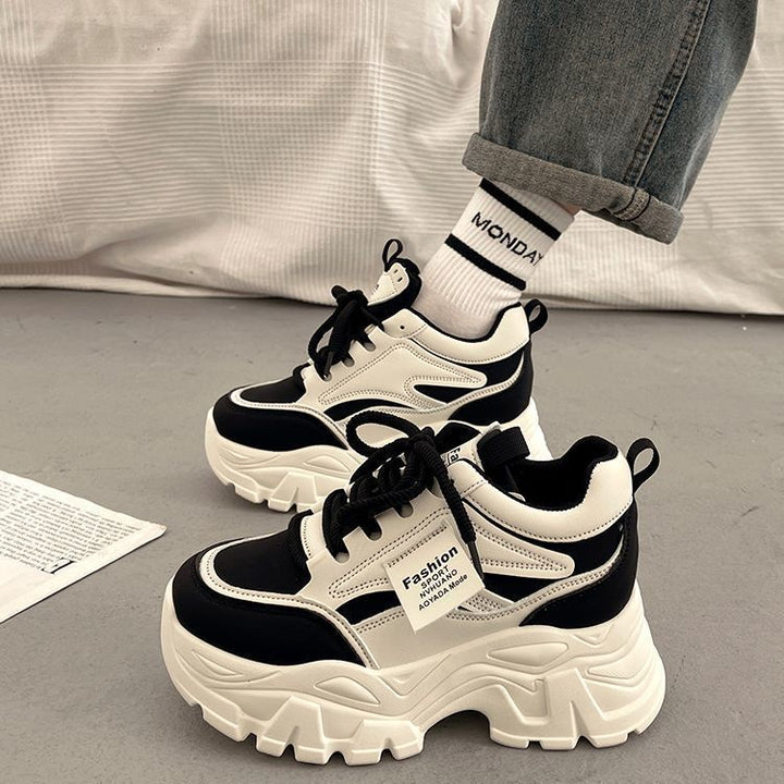 Women's Chunky Sneakers with trendy design and cushioning sole Mune Fashion