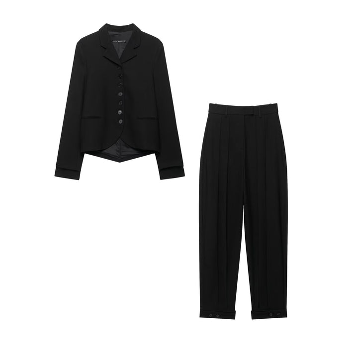 Women Short Fitted Blazer with Asymmetrical Hem and Continuous Button Placket Drune