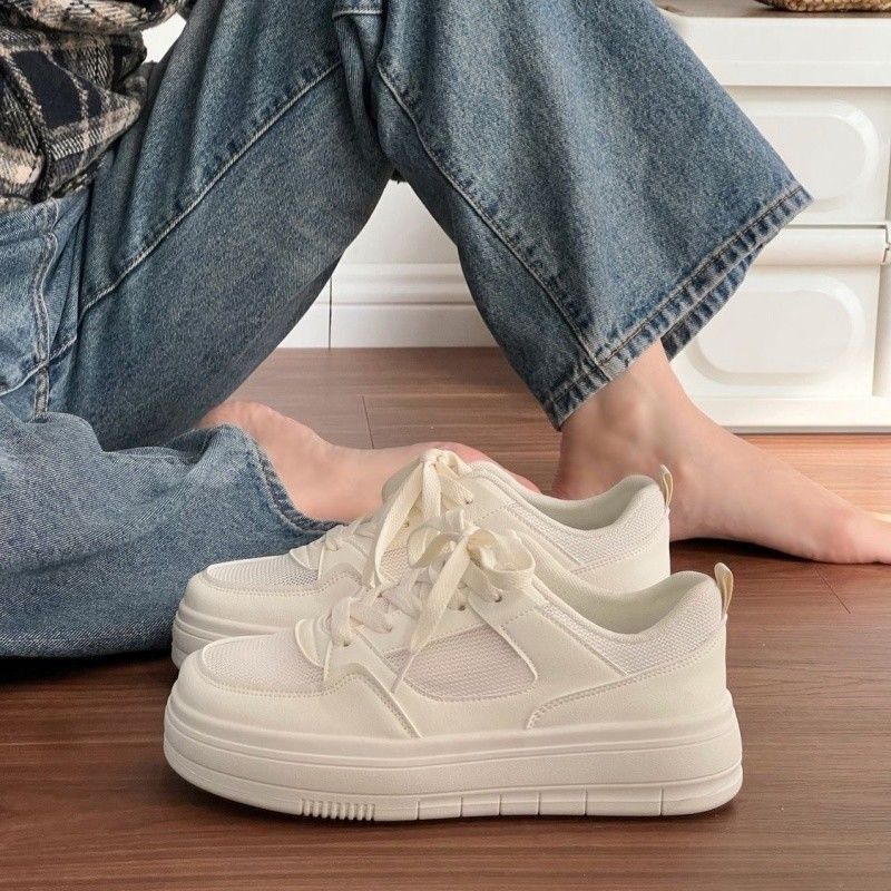 Women's sneakers with comfortable cushioning and breathable mesh structure Mune Fashion