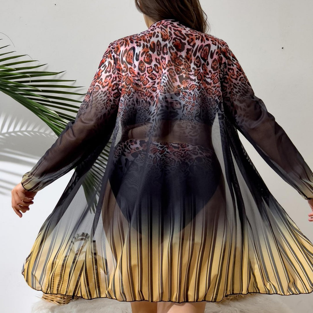 Women's Beach Ensemble with Leopard Pattern Mune Fashion