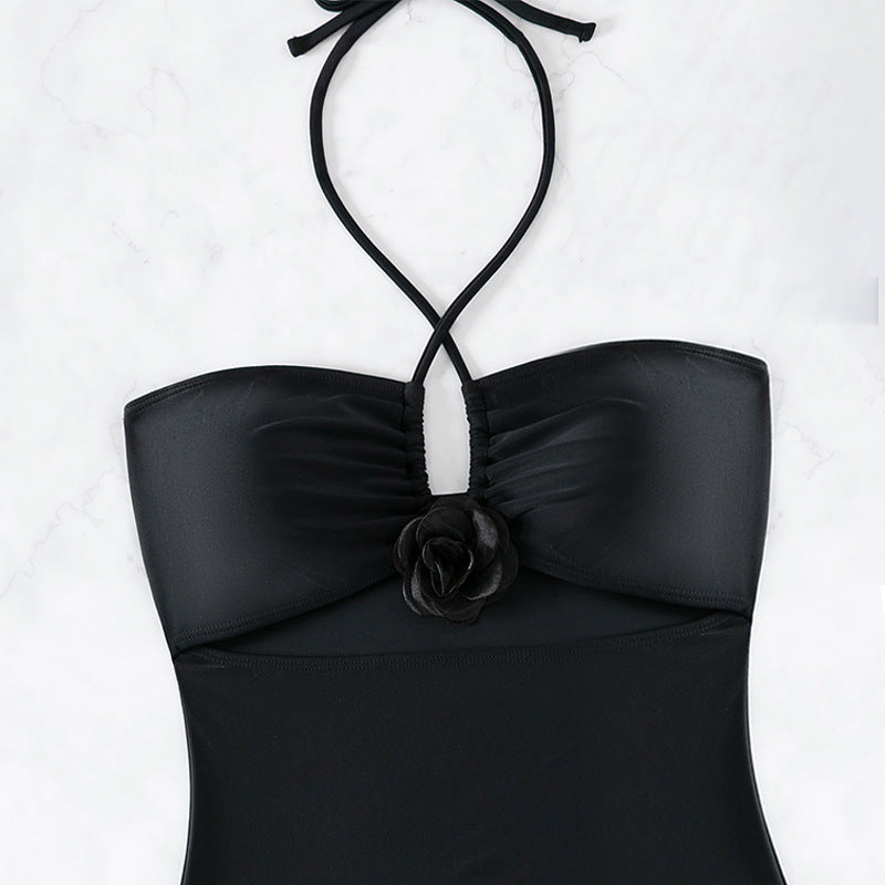 Women's One-Piece Swimsuit with Refined Cut-Out Design Mune Fashion