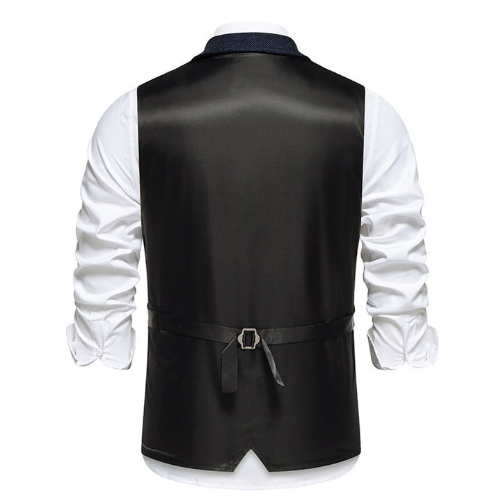 Men's tweed vest with herringbone structure, lapel collar and flap pockets Mune Fashion