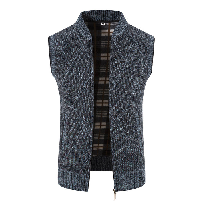 Men's sleeveless knitted vest with padded lining, full-length zipper, and structured weave look Mune Fashion