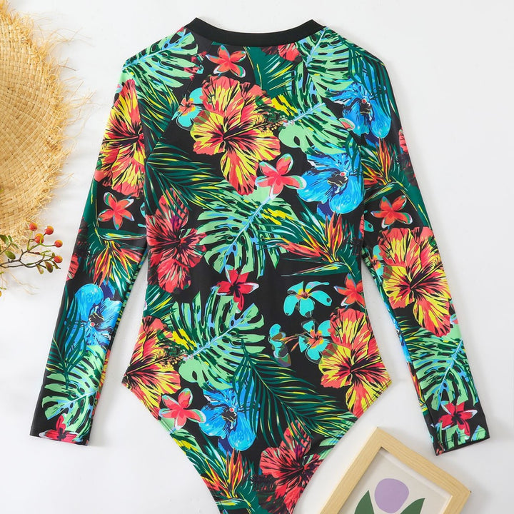 Women One-Piece Swimsuit with Floral Pattern Mune Fashion