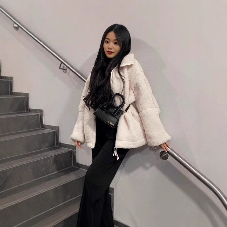 Women Wide Cut Teddy Fleece Jacket with High Standing Collar Mune Fashion