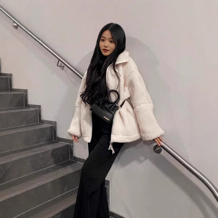 Women Wide Cut Teddy Fleece Jacket with High Standing Collar Mune Fashion