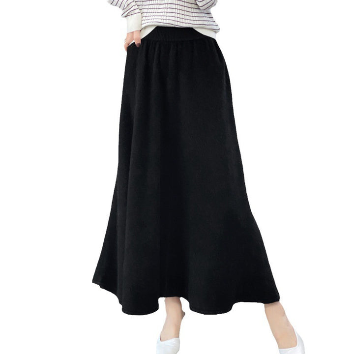 Women's midi skirt made of knitted wool blend with flared A-line Mune Fashion