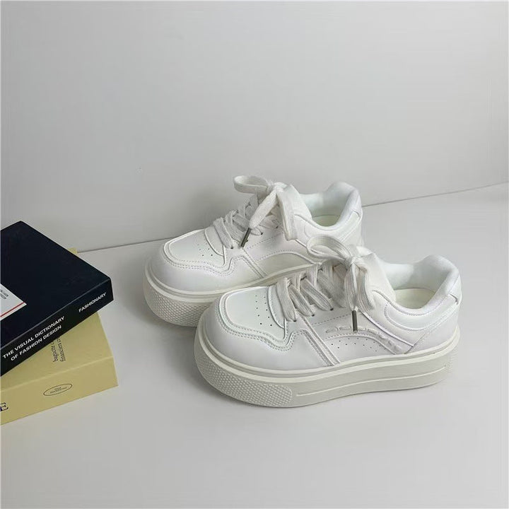 Women Platform Sneakers with trendy design and cushioning sole Mune Fashion