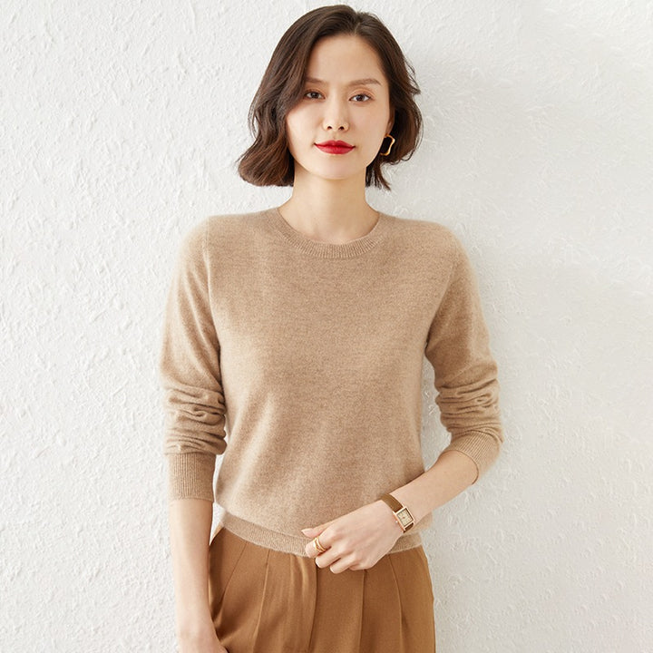 Women's Short-Cut Fine Knit Sweater with Round Neckline and Ribbed Hem Mune Fashion
