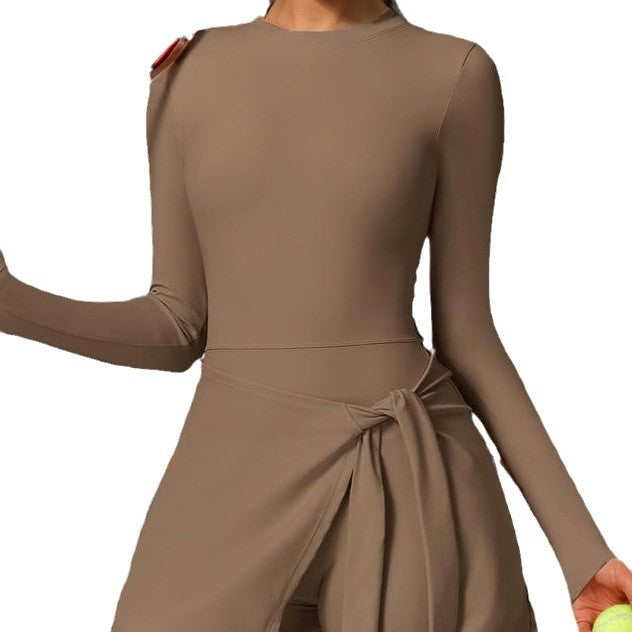 Women's sporty functional clothing with a fashionable cut Mune Fashion