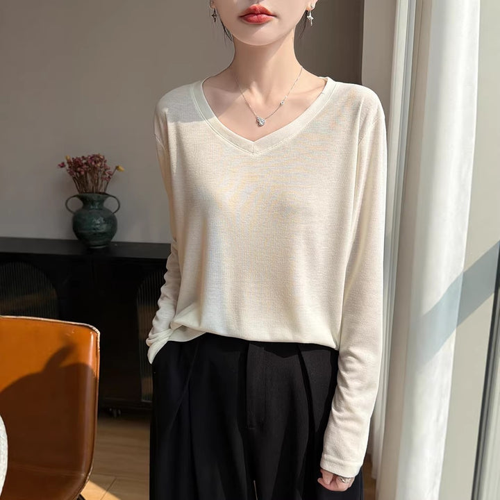Ladies Lightweight V-Neck Fine Knit Long Sleeve Mune Fashion