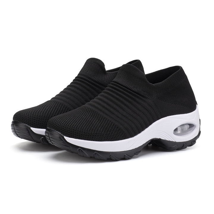Women’s knitted sock sneaker with visible air chamber and cushioned platform sole Mune Fashion