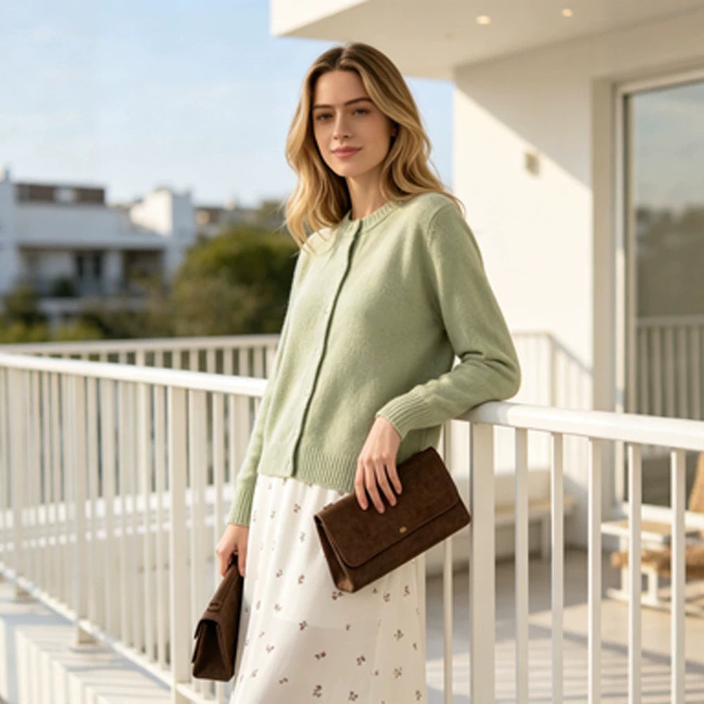 Women's fine-knit cardigan with round neck, continuous button placket & ribbed cuffs Mune Fashion