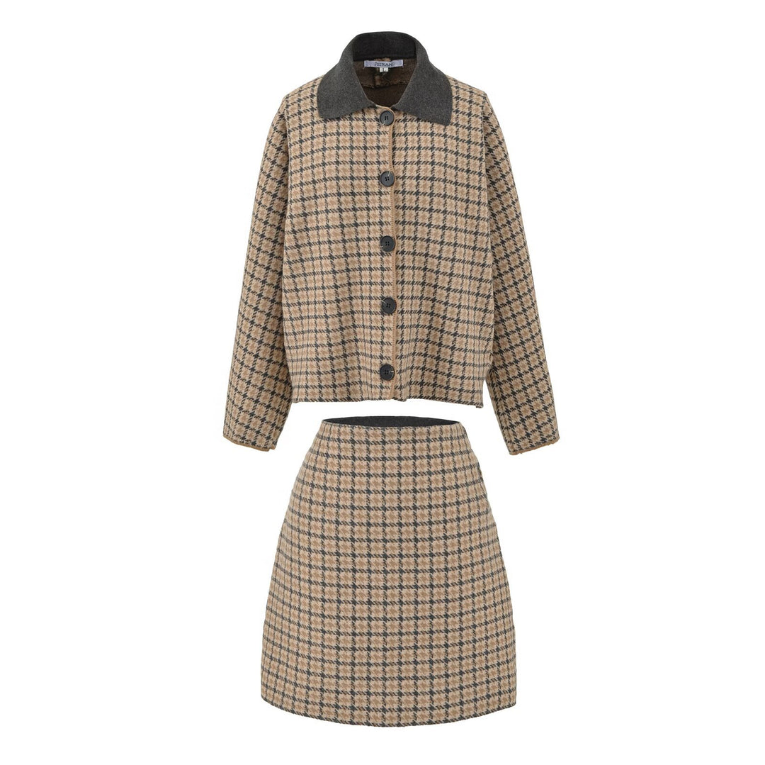 Ladies Short-Cut Check Transitional Jacket with Boxy Silhouette and Contrast Collar Mune Fashion